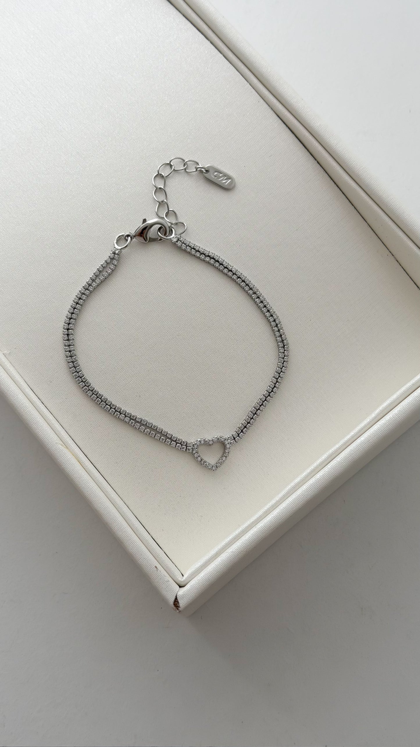 Pulsera tipo Riviera con ajustador