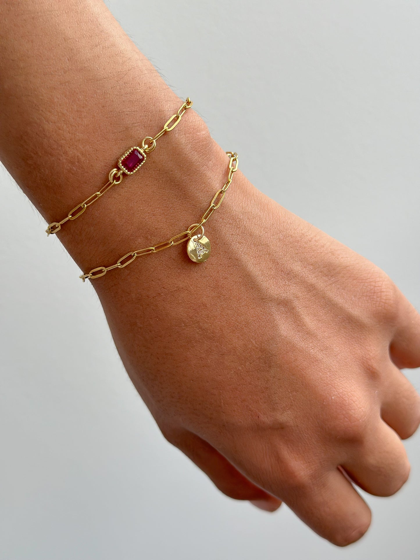 Pulsera con zircon de color