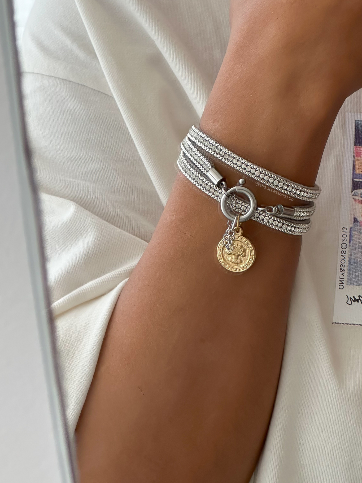 Pulsera triple enrollable C/u