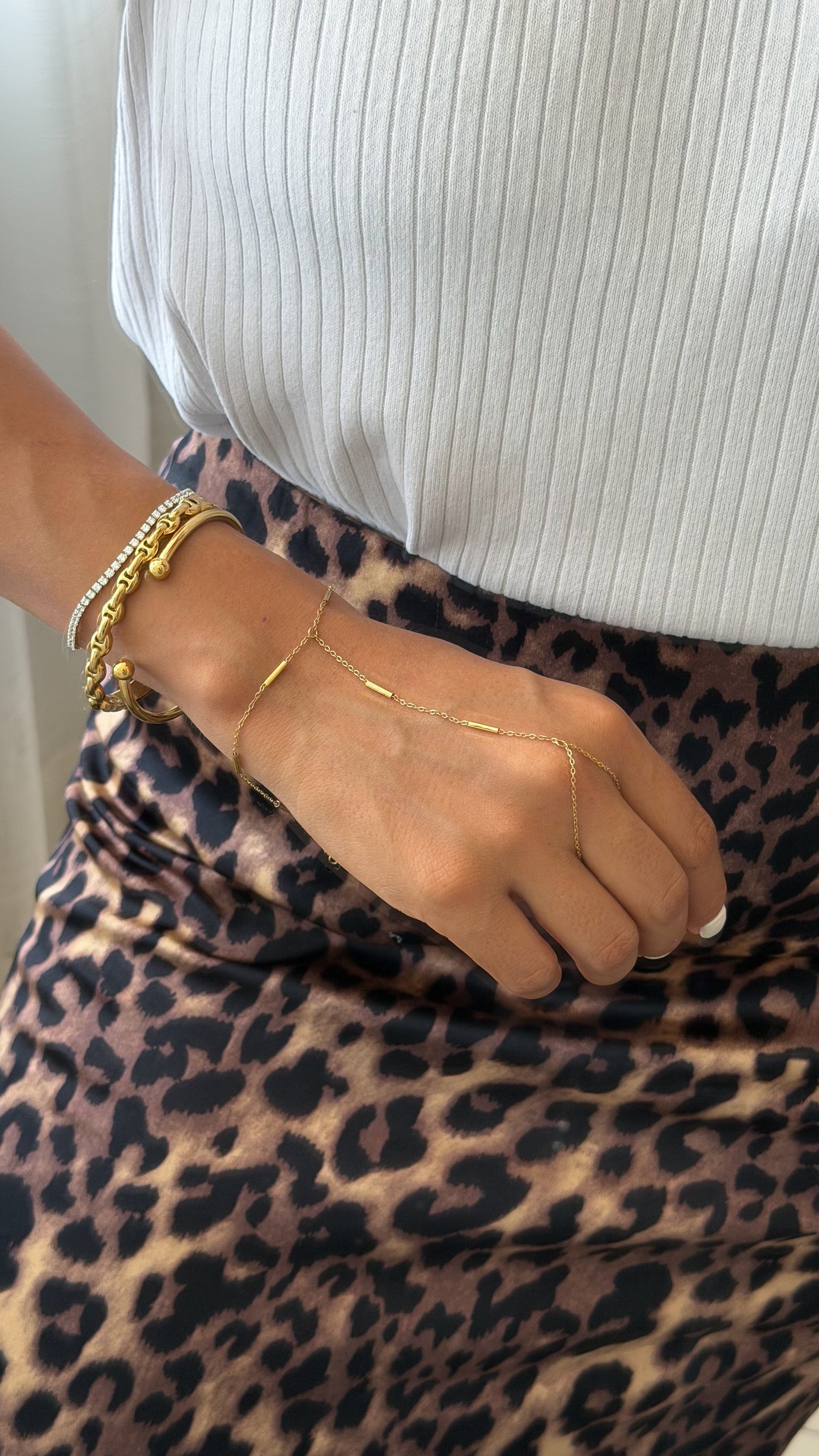 Hand chain lineas