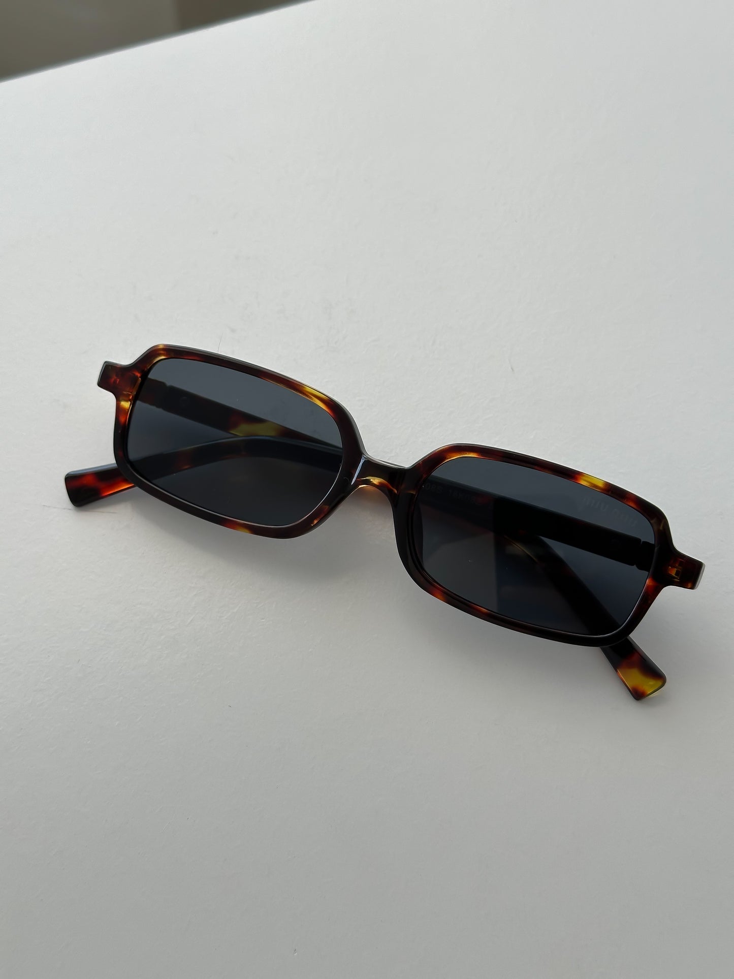 Negro + montura print color