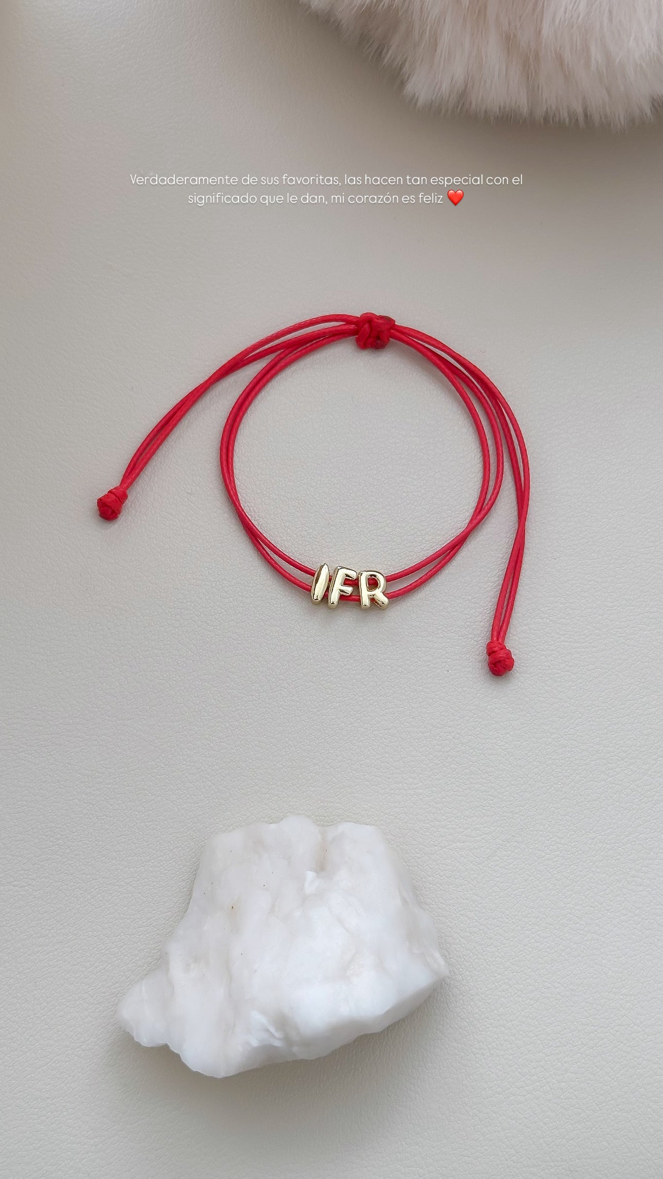 Pulsera regulable con varias iniciales