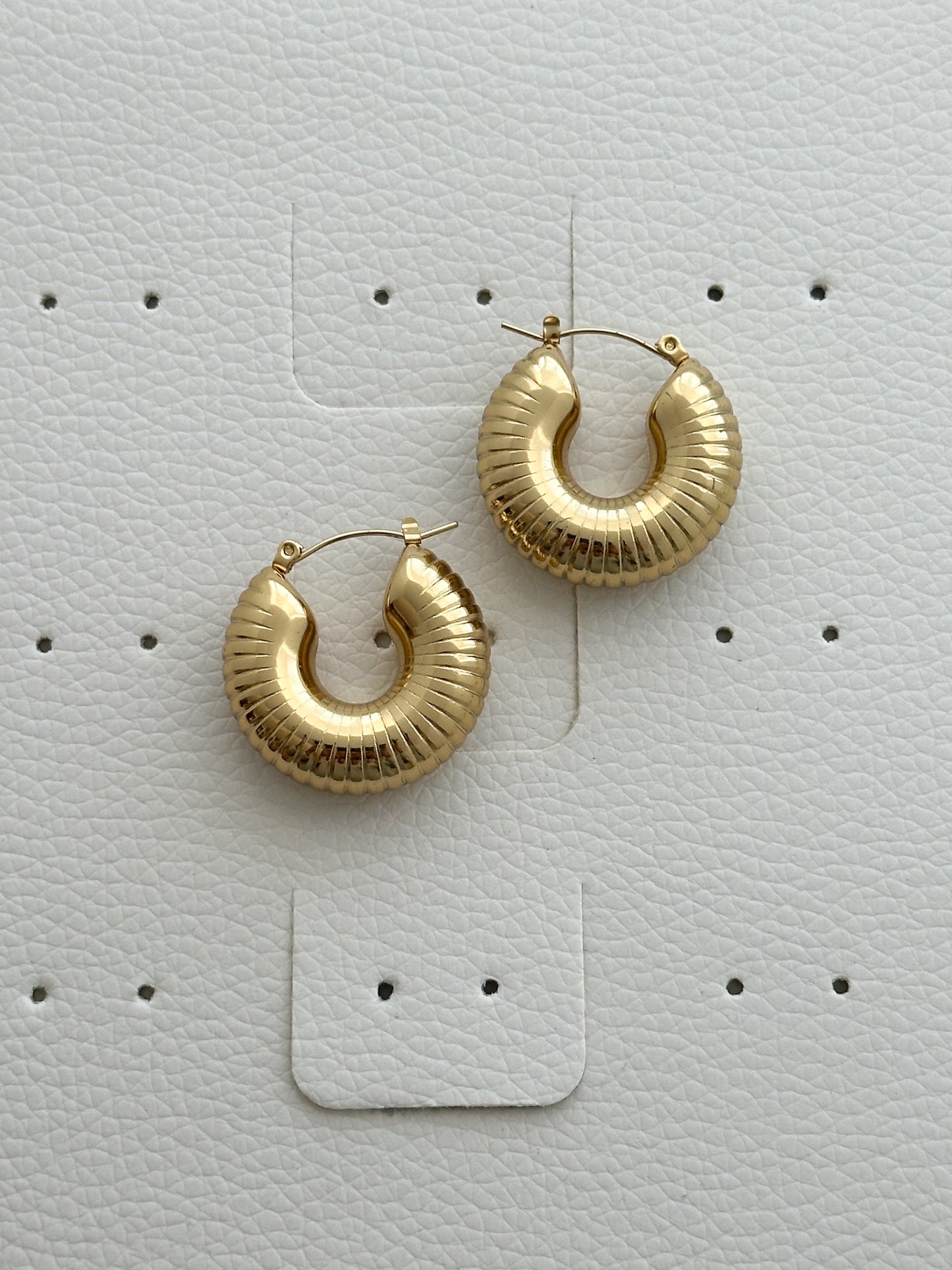 Aretes