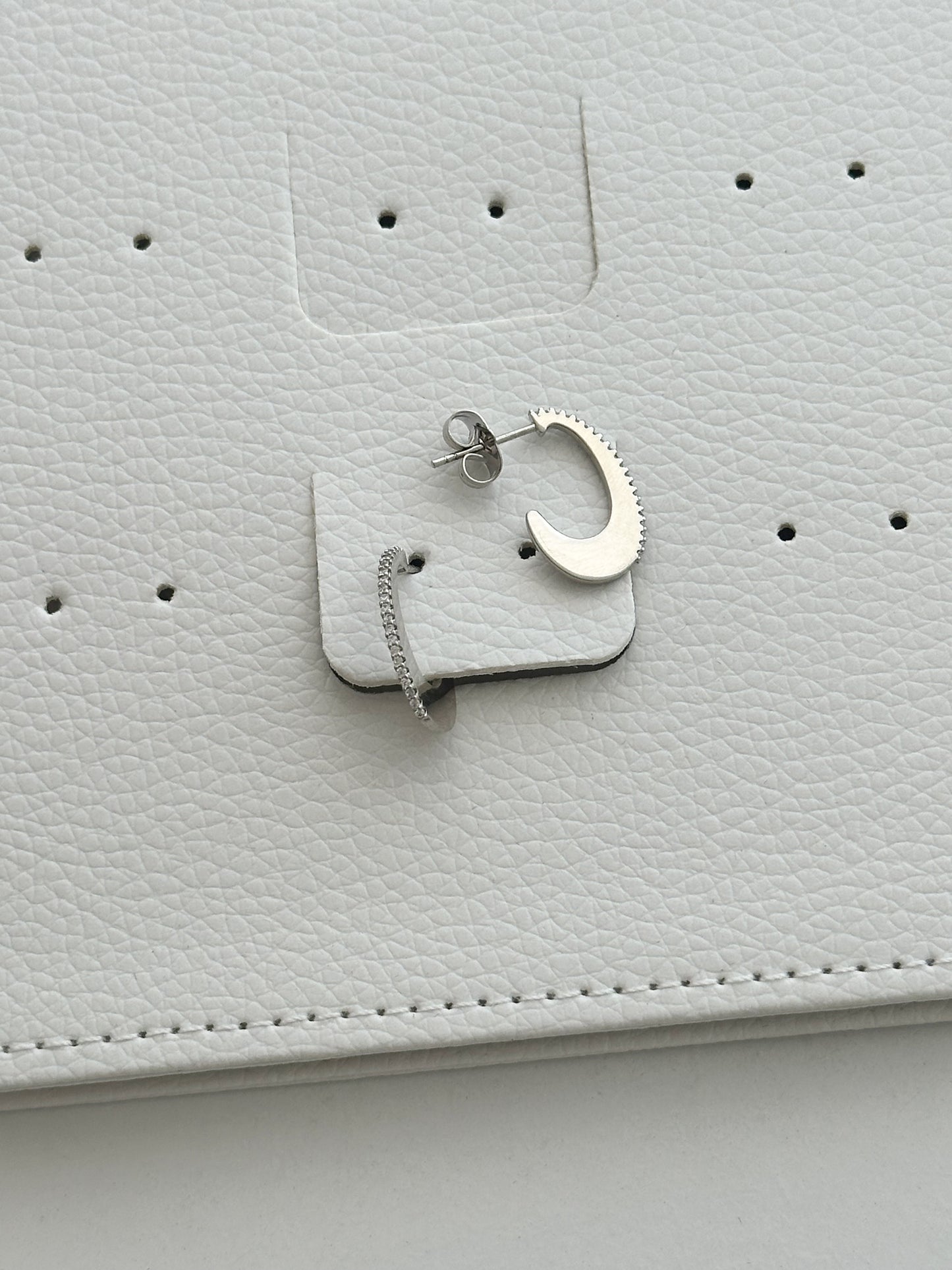 Aretes