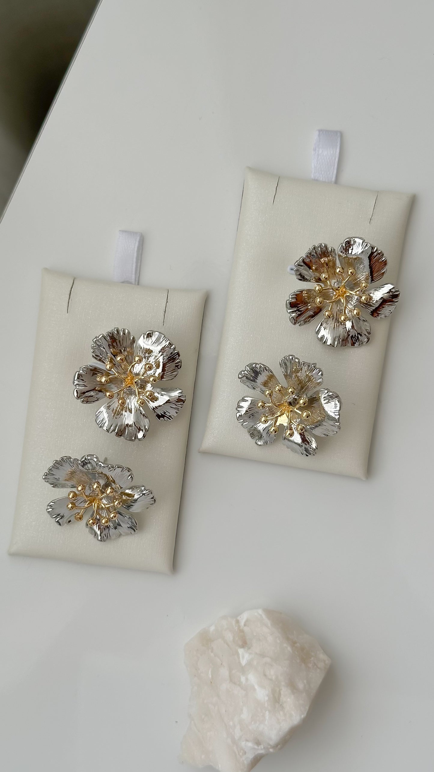 Aretes Cada par