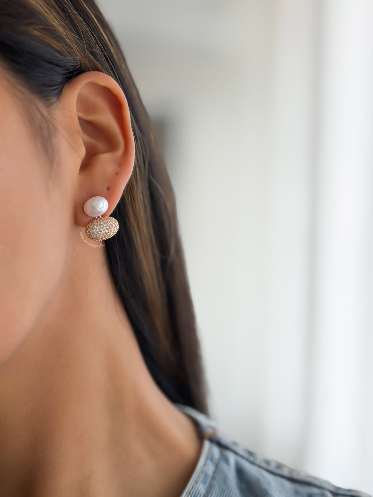 Aretes perla círculo strass