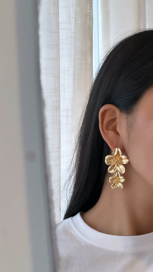Aretes dos flores