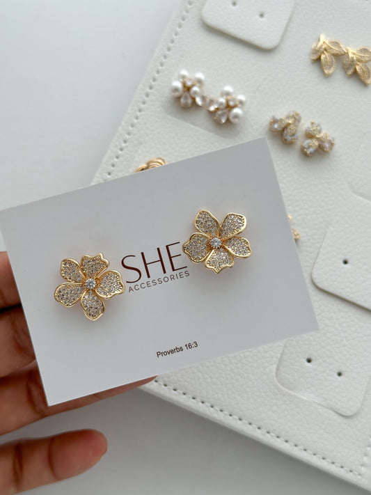 aretes perla flor
