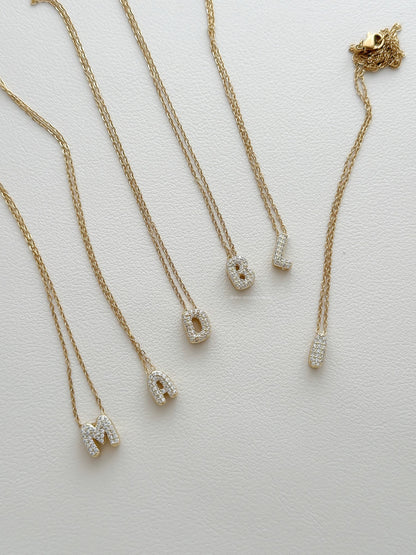Cadneitas con inicial bubble