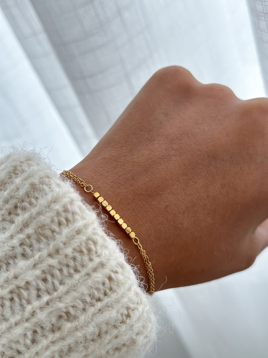 Pulsera mini cubos
