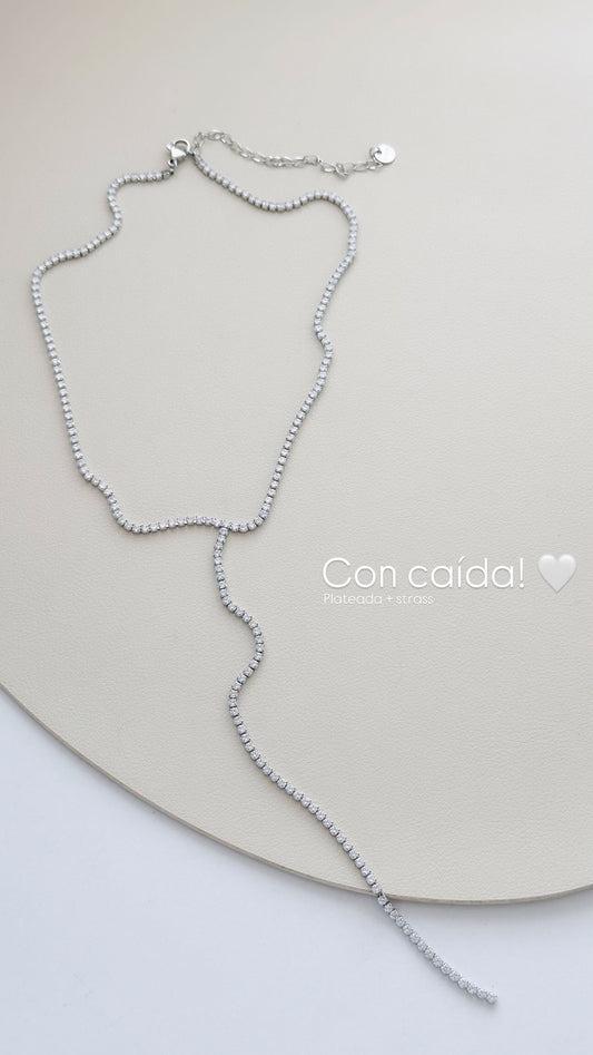 Riviera con caída llena de zircones