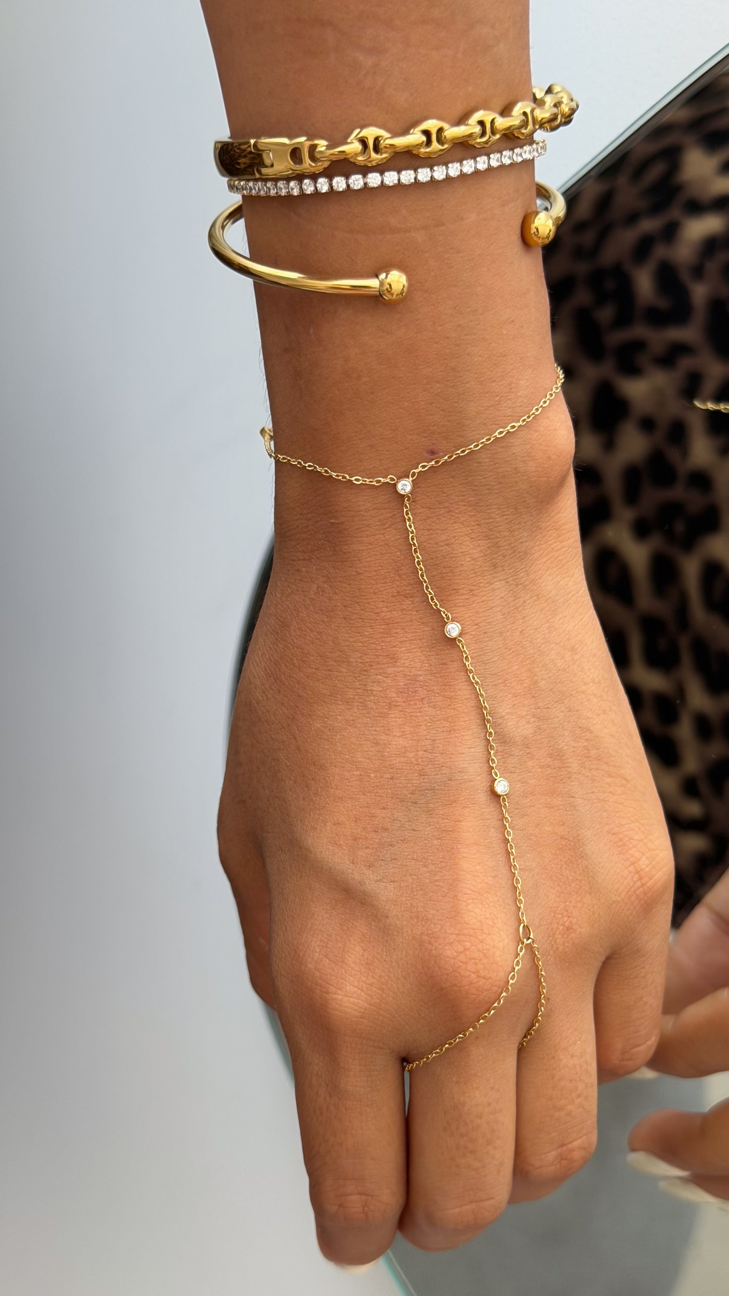 Hand chain puntos de luz