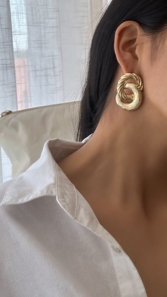 Aretes nudo