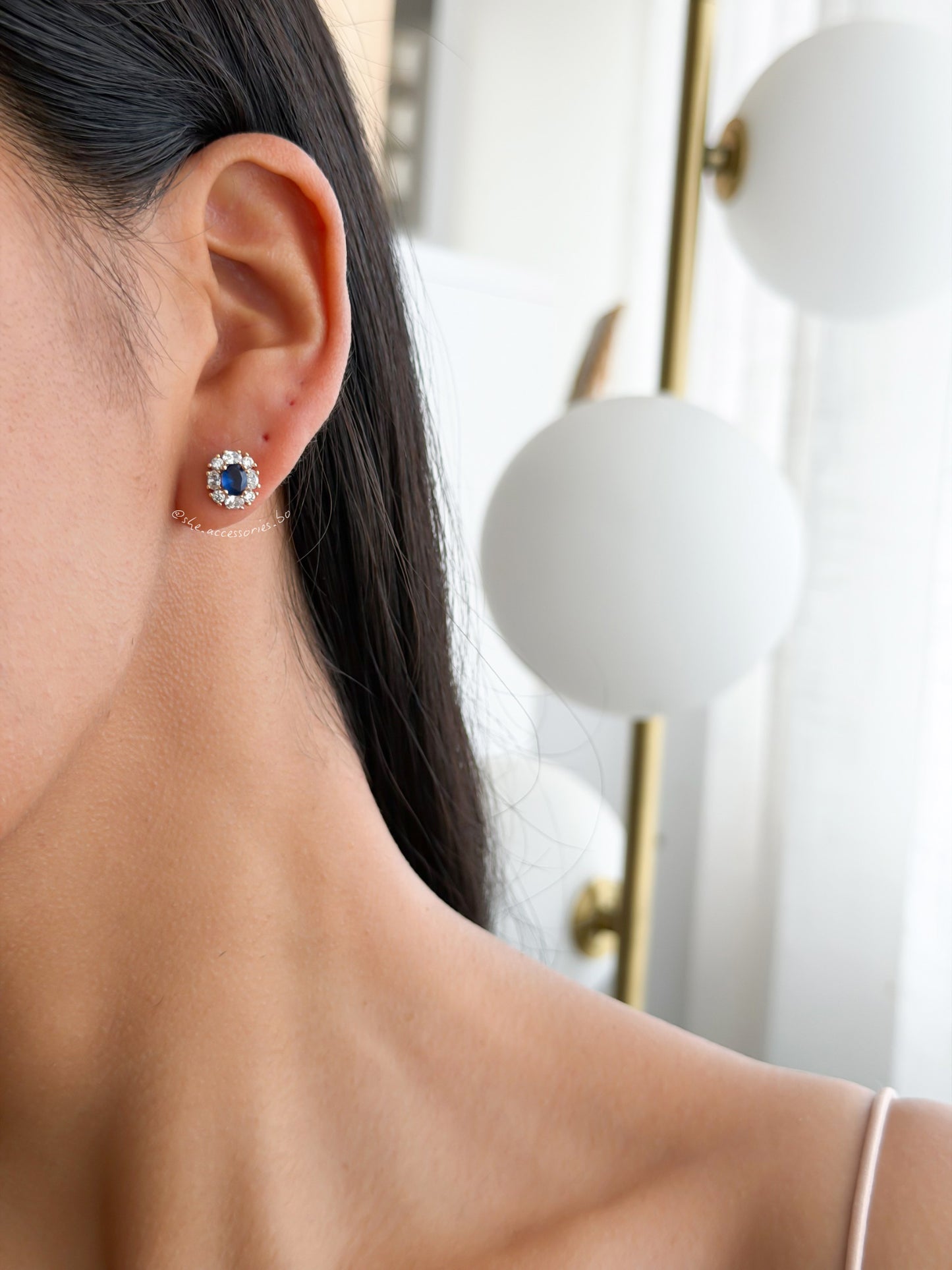 Arete zirconia azul