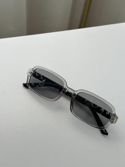 Negro claro + montura transparente plomo