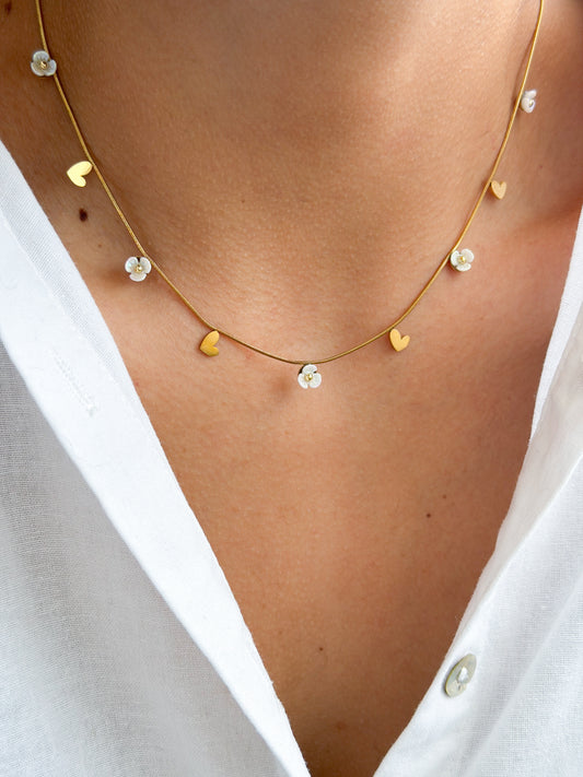 Gargantilla corazones