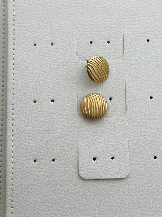 Aretes
