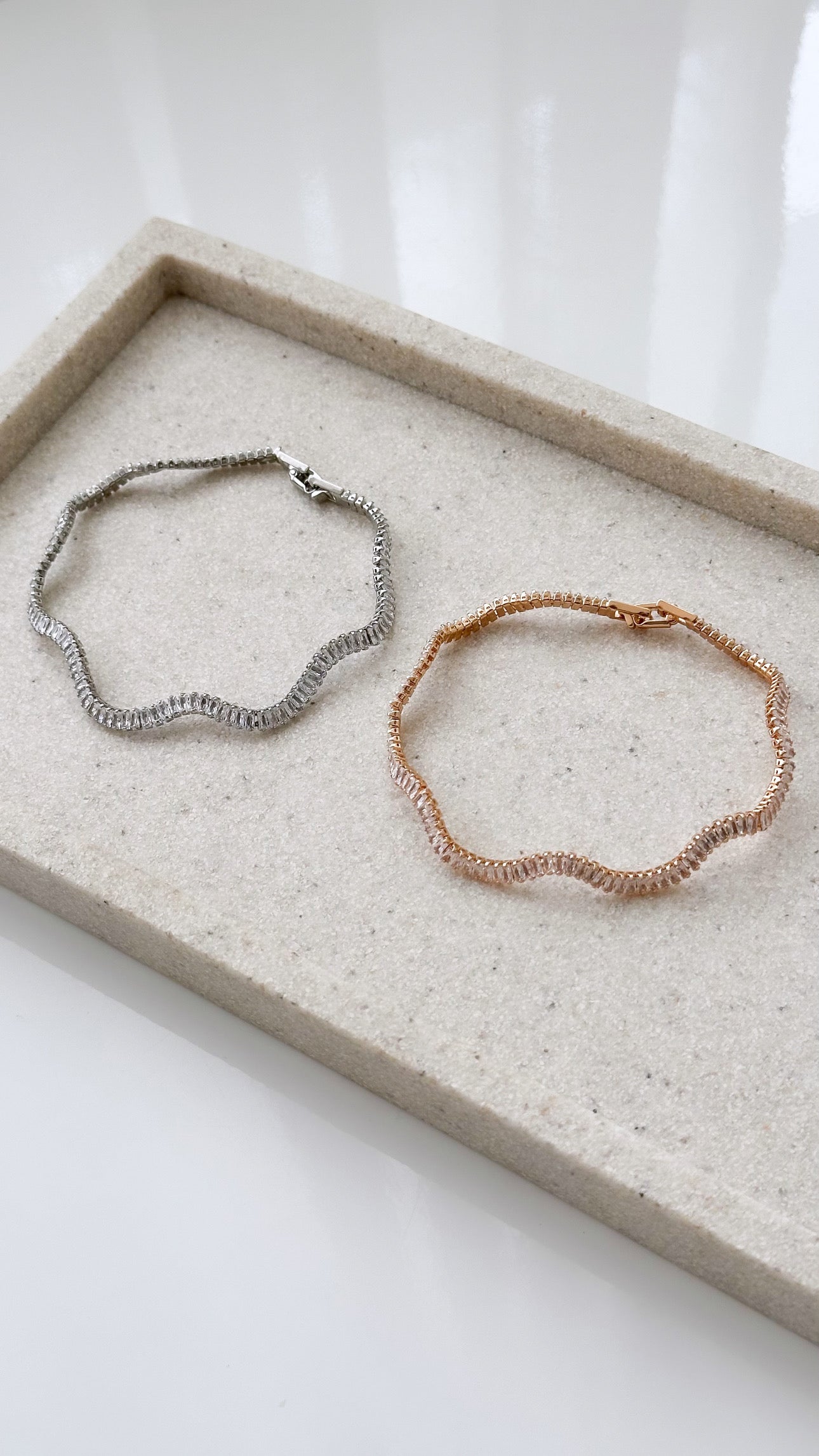Pulsera Riviera con olas