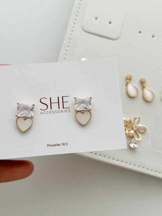 aretes corazón zircon plano